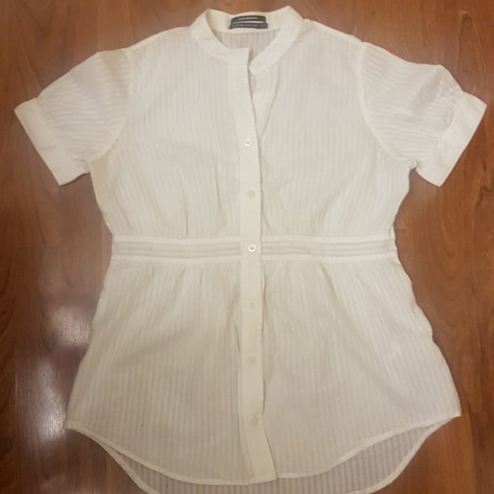 Club Monaco Women Button Down Short Sleeve Shirt